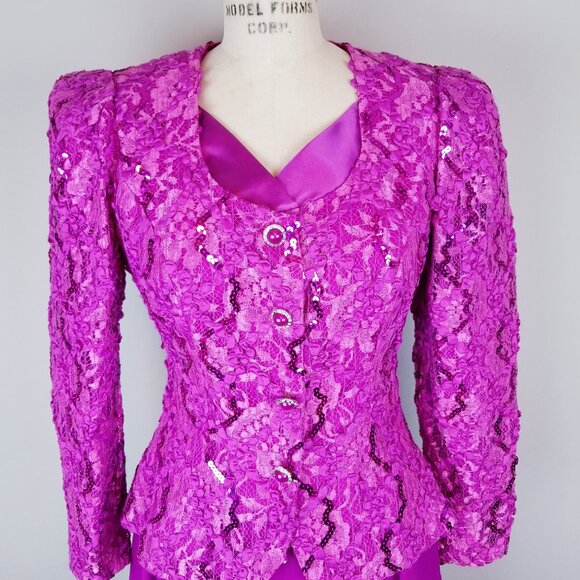 Vintage 1980's Fuchsia Sequin Ruffled Blouse & Skirt Set by Nancy Bracoloni - Picture 4 of 15